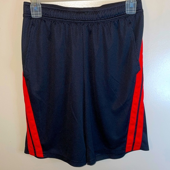 All In Motion mens size Small red and black shorts - Picture 1 of 3